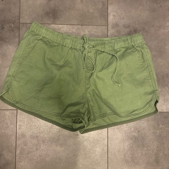 J crew green drawstring shorts size small - Picture 2 of 7